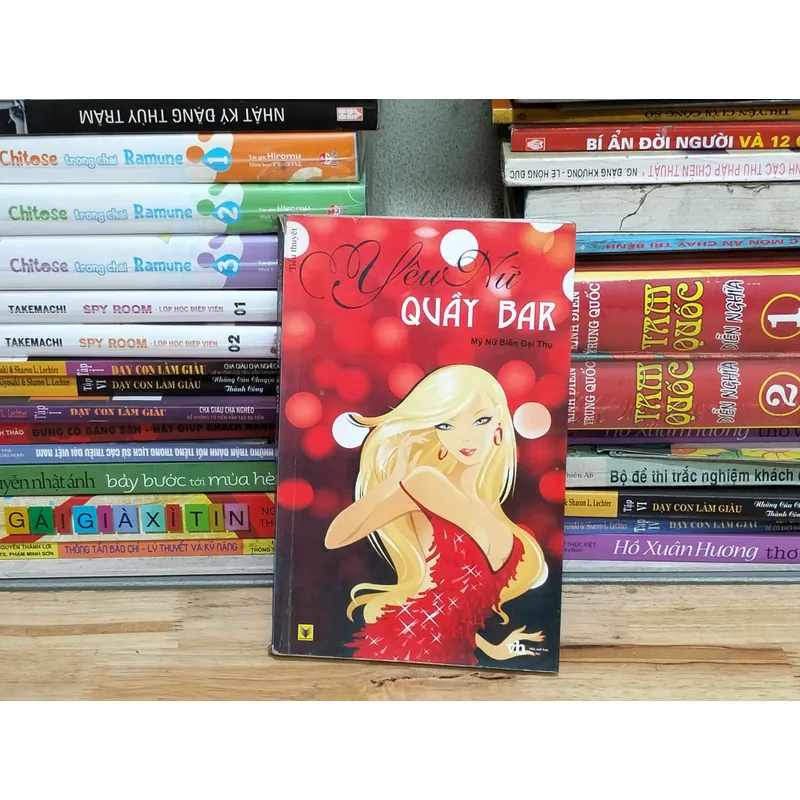 Yêu nữ quầy bar 559163
