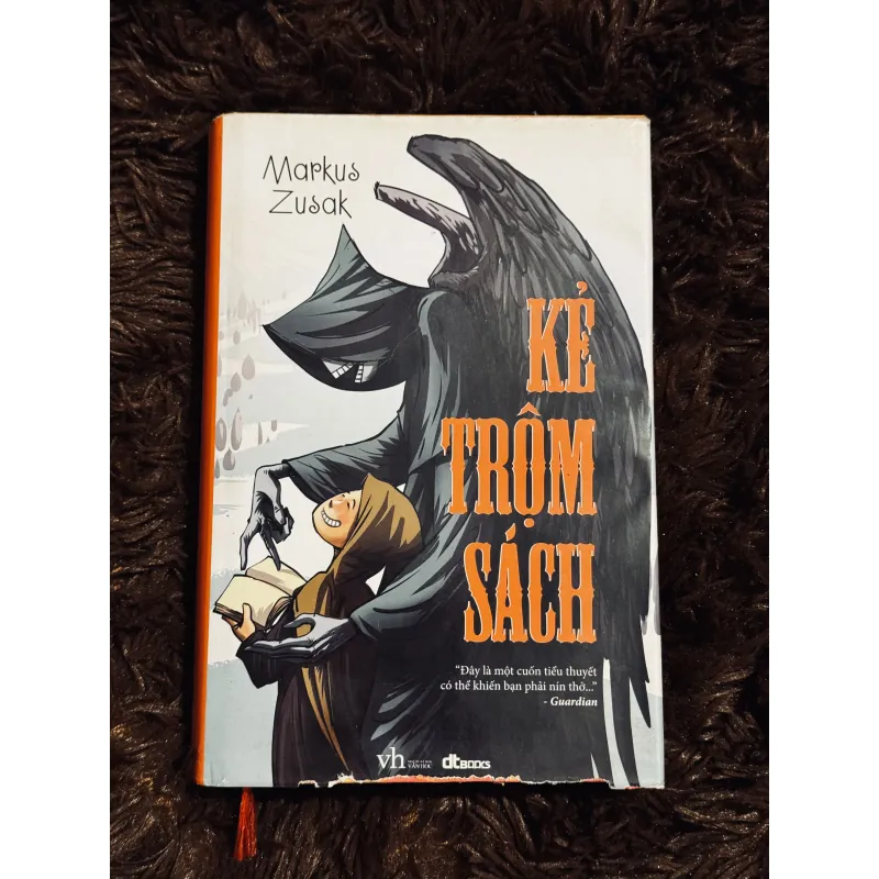 Kẻ trộm sách (bìa cứng)  1000109