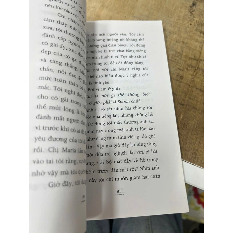 Đôi mắt ấy vẫn ở trên giường .13 354065