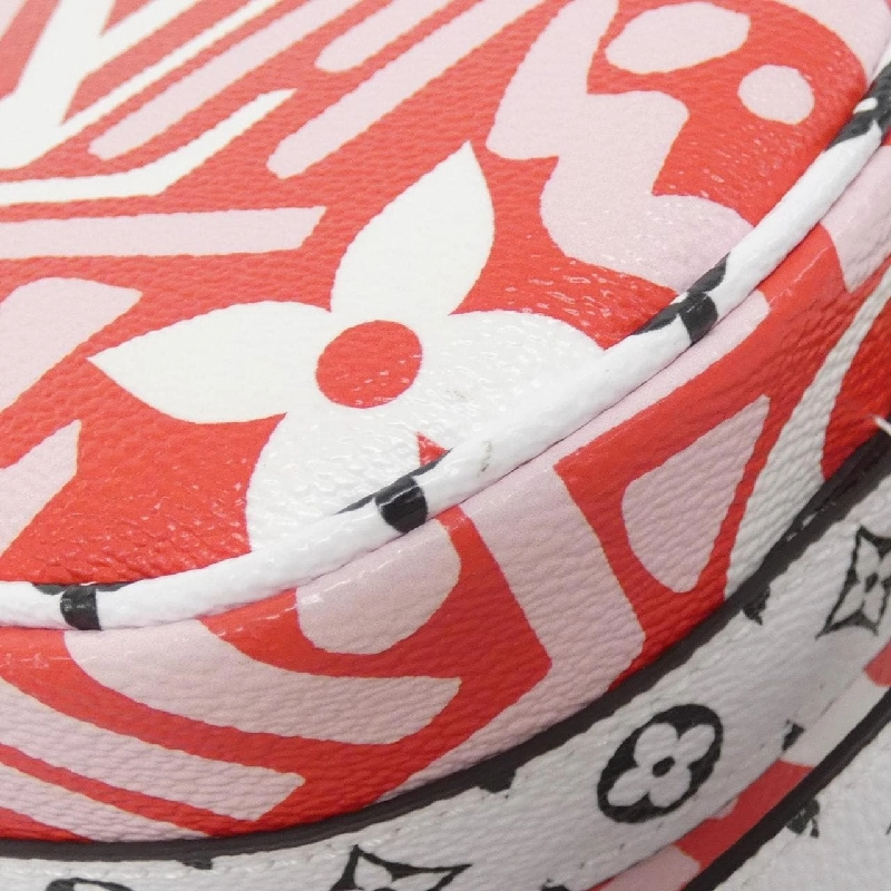 Túi xách vai Louis Vuitton LV Crafty Boîte Chapeau Souple M45364 610576