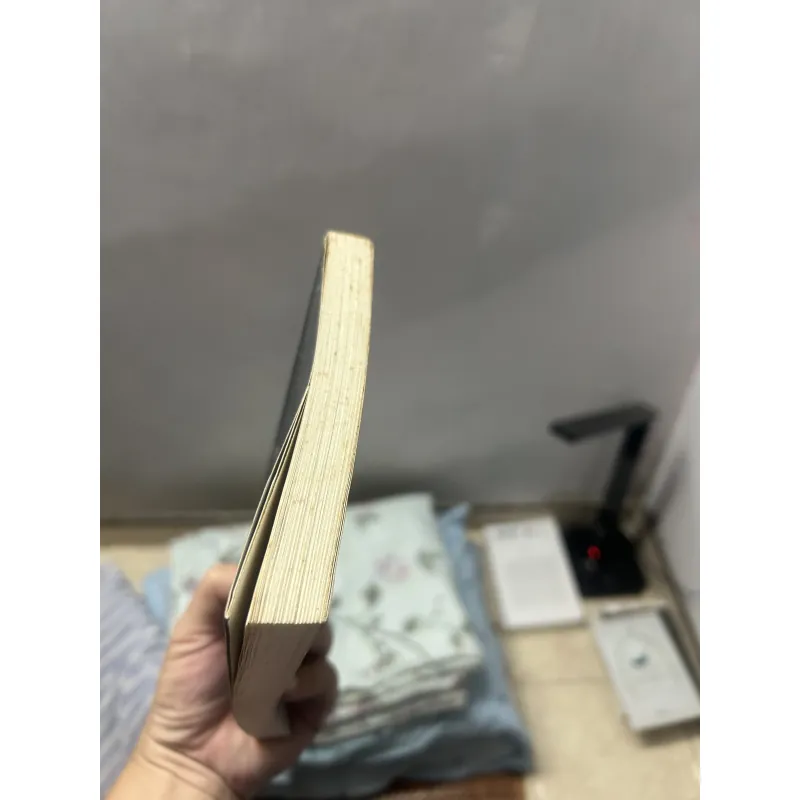 Vũ trụ và hoa sen - Trịnh Xuân Thuận 992265