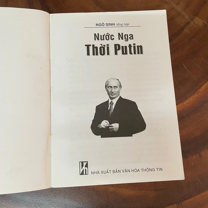 II Tựa sách: Nước Nga Thời Putin - Ngô Sinh - 2008 453514