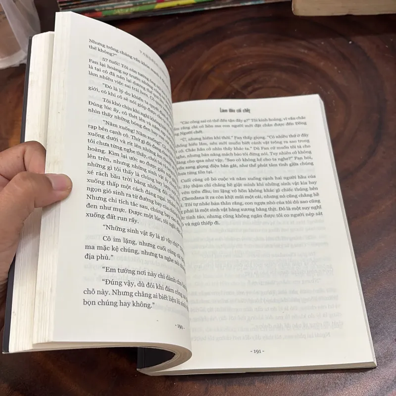 II Tựa Sách: Làm Dâu Cõi Chết (The Ghost Bride) - VANGSZE CHOO - 2016 996929