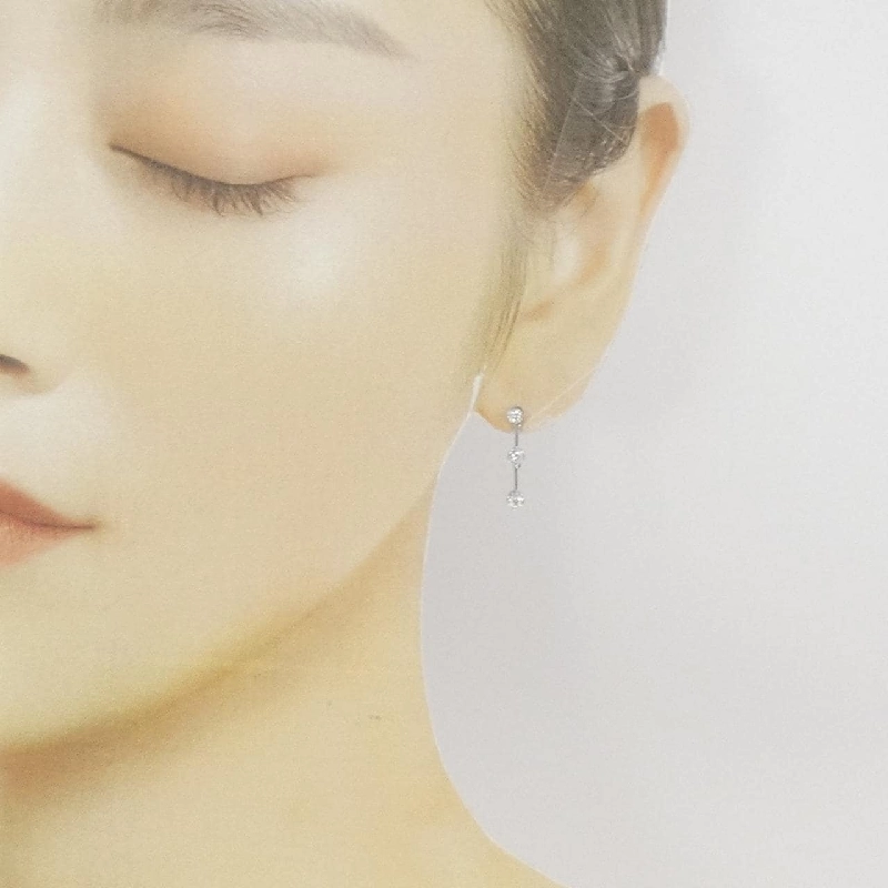 K18WG Bông tai kim cương ba viên 0.30CT - Hàng hiệu Chính hãng 872163