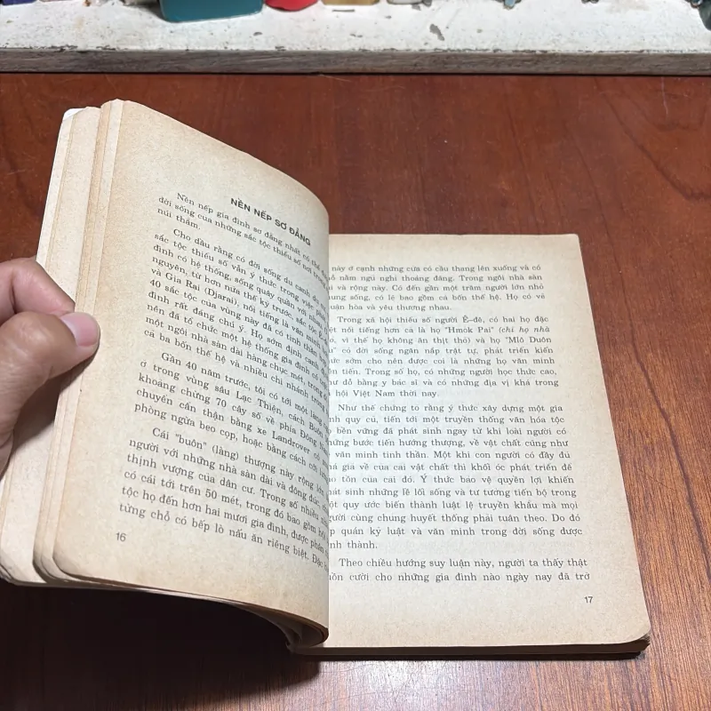 II Văn Hoá Việt: Nền Nếp Gia Phong - Phạm Côn Sơn - 2000 799866