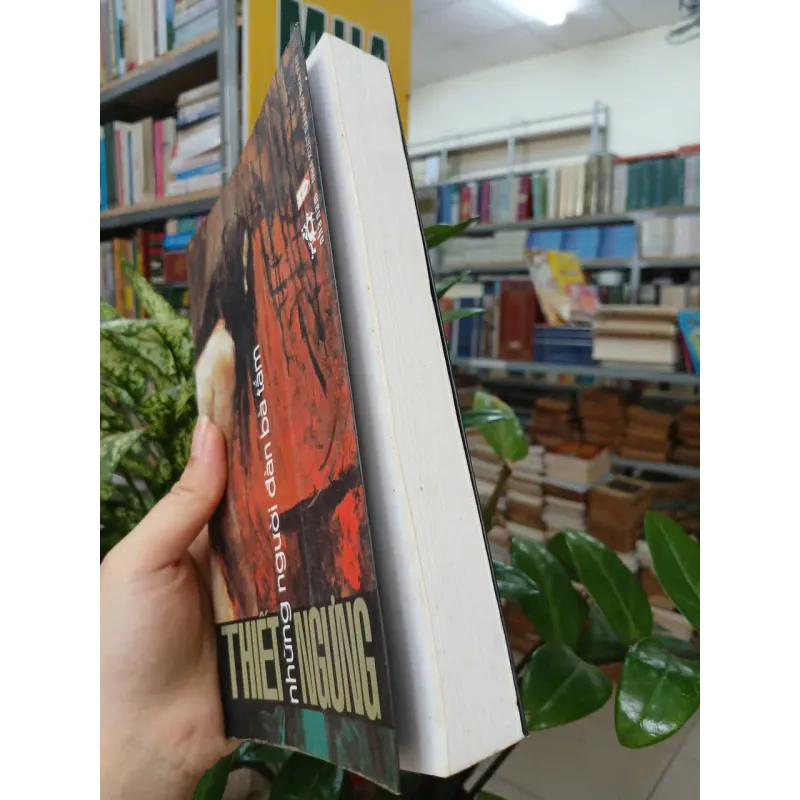 NHỮNG NGƯỜI ĐÀN BÀ TẮM - THIẾT NGƯNG 1038222