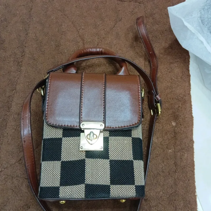 Túi Điên Thoại QC 731068