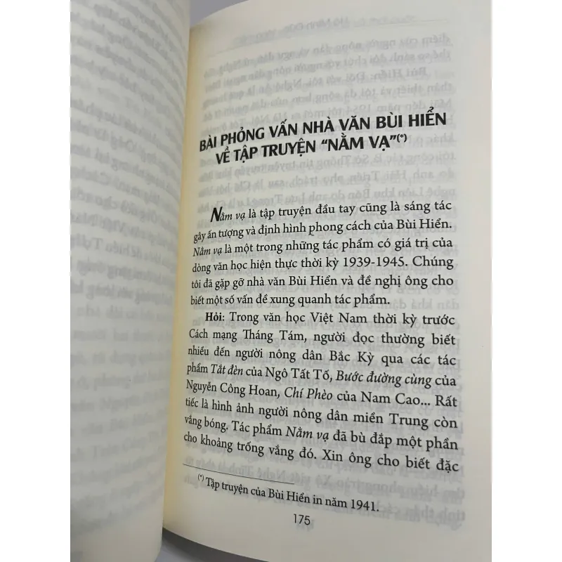 Cảm nghĩ về văn chương và thời cuộc - Hà Minh Đức 998741