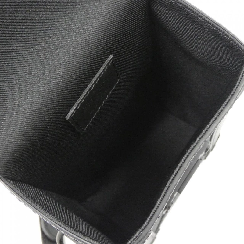 Túi đeo vai Louis Vuitton Trunk Wearable Wallet Monogram Trianon M82070 612586