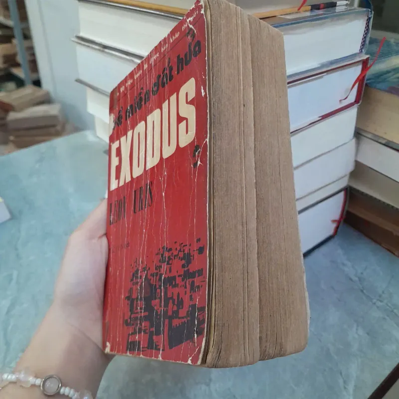VỀ MIỀN ĐẤT HỨA (EXODUS) - LEON URIS 739700