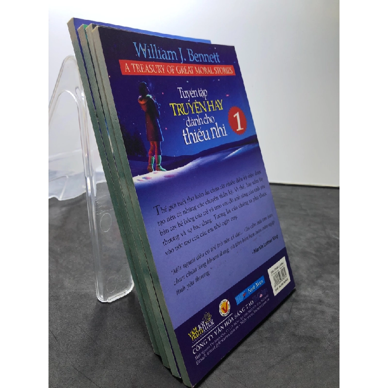 Tuyển tập truyện hay dành cho thiếu nhi tập 1 2 3 4 2013 mới 85% bẩn nhẹ William J.Bennett HPB0508 VĂN HỌC 451277