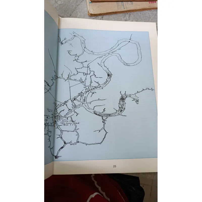 300 NĂM SÀI GÒN - THÀNH PHỐ HỒ CHÍ MINH 749493