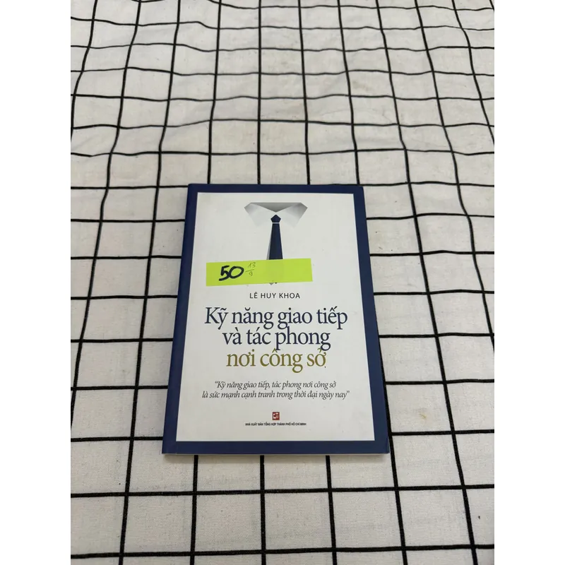 Kỹ năng giao tiếp và tác phong nơi công sở  598652