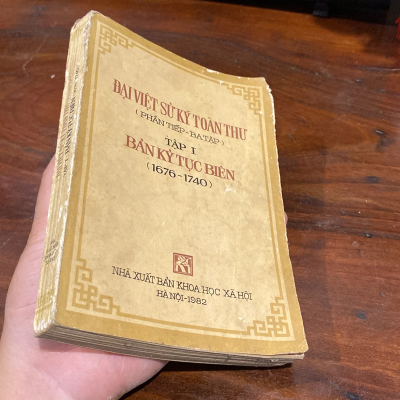 ĐẠI VIỆT SỬ KÝ TOÀN THƯ, PHẦN TIẾP - BA TẬP, TẬP I, BẢN KỶ TỤC BIÊN (1676-1740) 505550