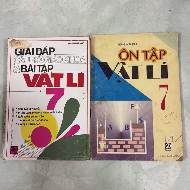 Vật lý 7 (2 cuốn) 1034842