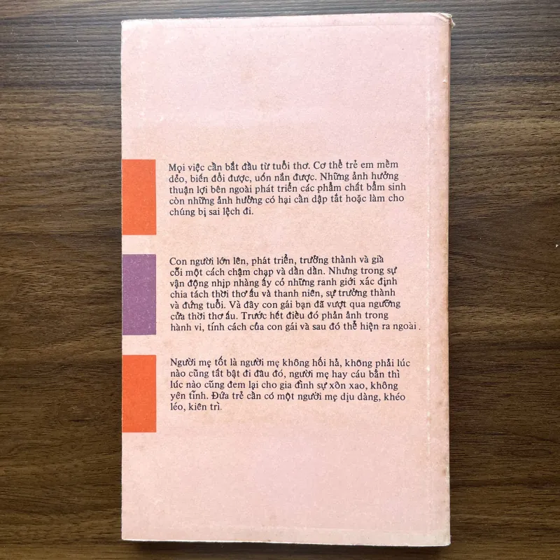 Bé gái, cô gái, người đàn bà 1000372