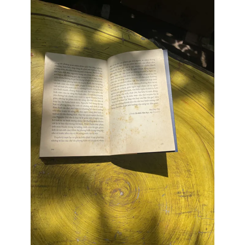 TRUYỀN KỲ MẠN LỤC - NGUYỄN DỮ 780733