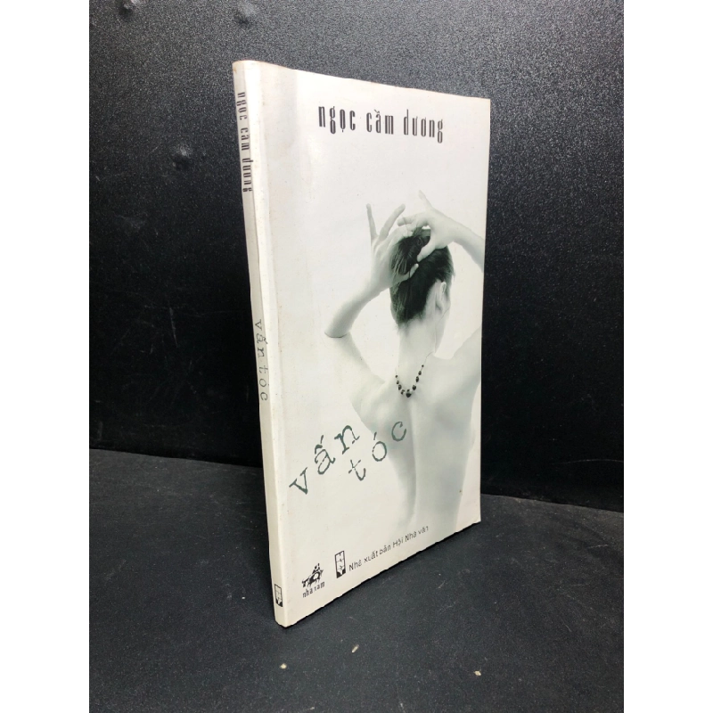 [Phiên Chợ Sách Cũ] Vấn tóc 2006 Ngọc Cầm Dương mới 85% (văn học) 2303 417677