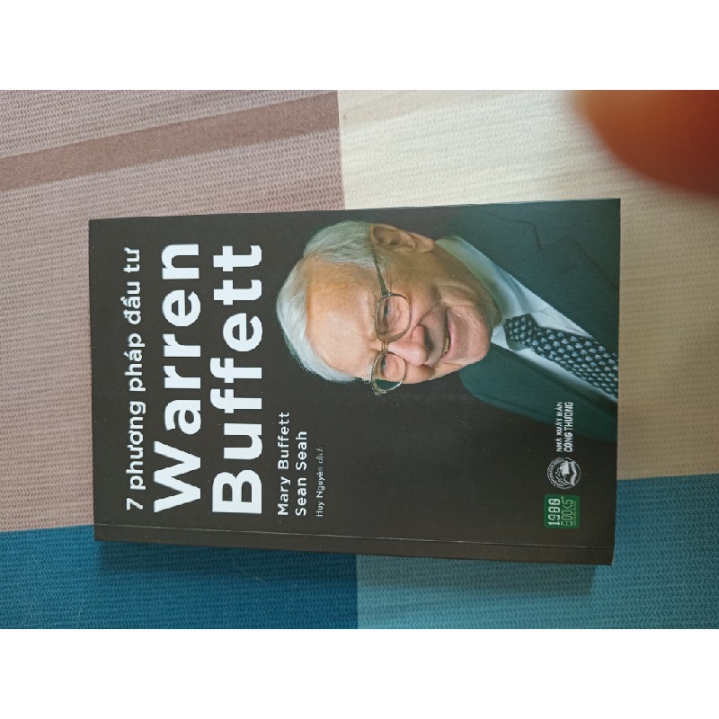 Sách kinh tế: 7 phương pháp đầu tư Warren Buffett 23469