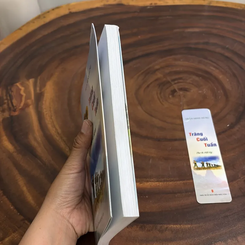 II Thơ Và Hồi Ký: Trăng Cuối Tuần - Trần Minh Hùng - 2019 1001907