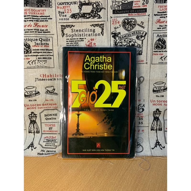 Sách Trinh Thám Agatha Christie – 5 giờ 25 phút, Mới 97%, kèm quà tặng Mori 297606