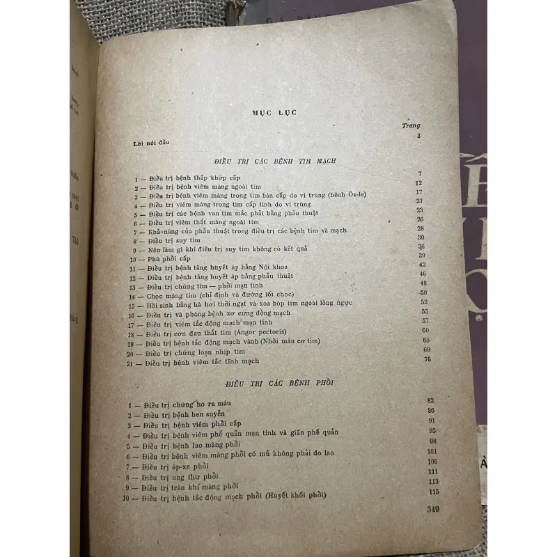 Điều trị học- sách y khổ lớn -1978-600 trang  933852