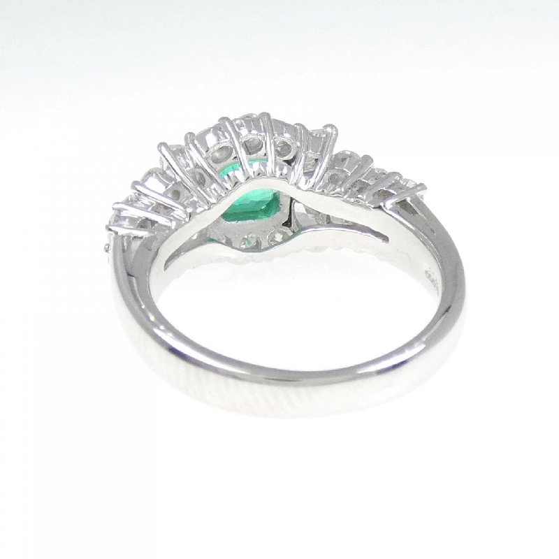 Nhẫn Emerald 0.86CT 672762
