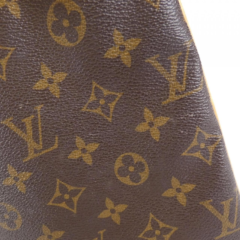 Túi đeo vai Louis Vuitton Monogram Pochette Bosphore M40044 613638