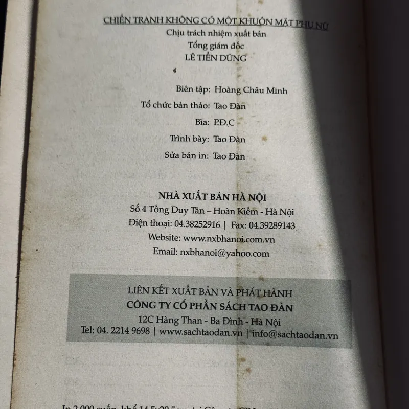 Chiến tranh không có một khuôn mặt phụ nữ (bản in đầu) 721052