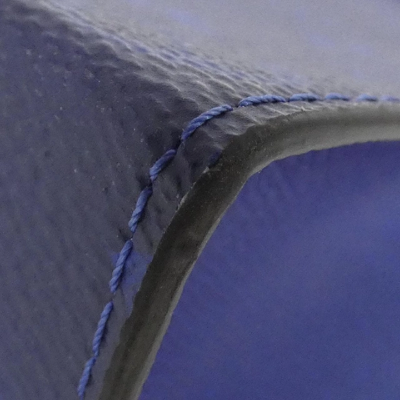 Túi xách Louis Vuitton Taiga Llama Pochette Voyage MM M30423 616803