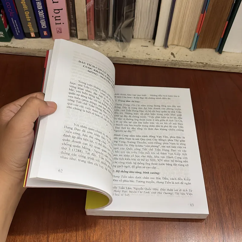 [Chữ Ký Tác Giả] - II Từ Sự Vận Động Lịch Sử Đến Liên Hệ Kinh Tế Văn Hoá - Nguyễn Văn Hoàn 599431