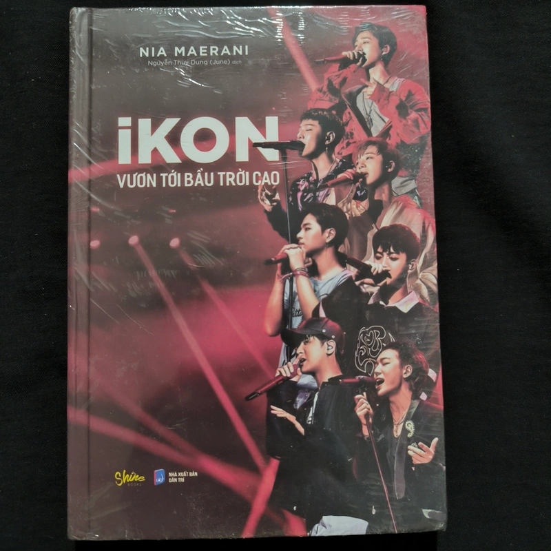 iKon - Vươn tới bầu trời cao (Sách bìa cứng) - Nguyên seal - Giá gốc 162,000 279654