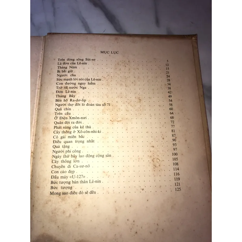 Những mẩu chuyện về Lê-nin 791530