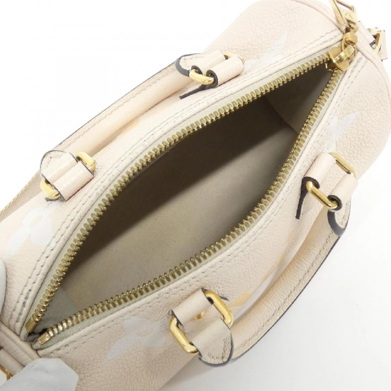 Túi xách vai Louis Vuitton Monogram Empreinte (Bên Hồ) Papillon BB M45708 608615