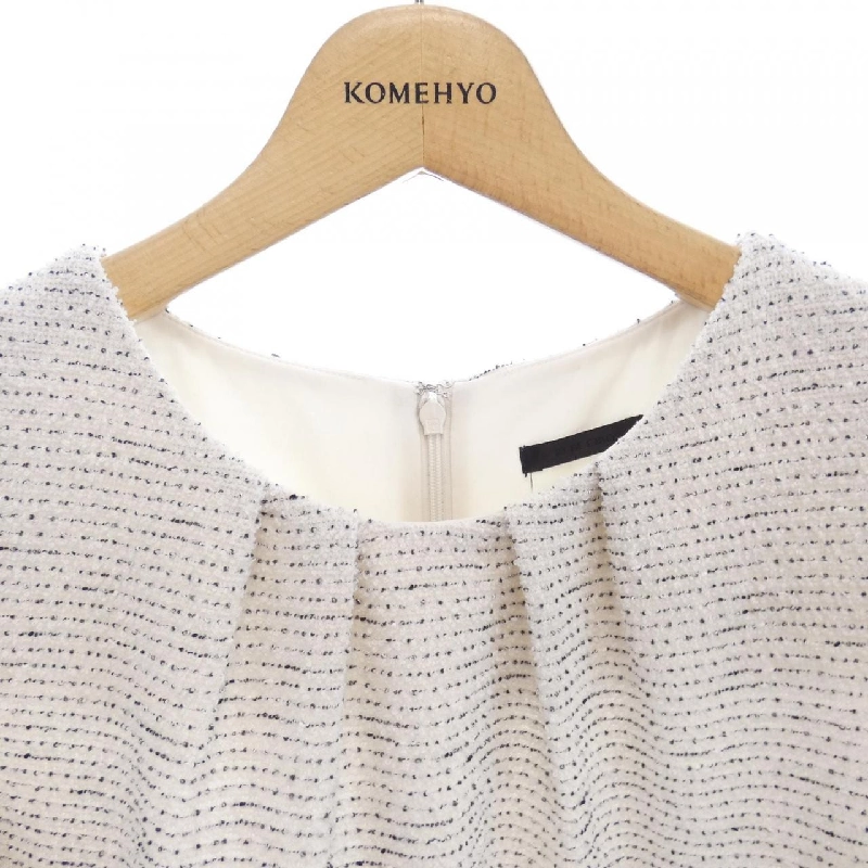 【Khuyến mãi】Đầm TO BE CHIC 651836