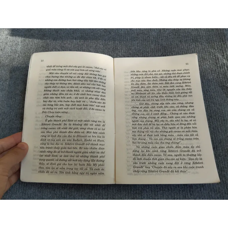 ĐẤT DỮ - HORGHÊ AMAĐÔ 574317