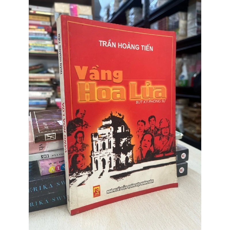Vầng hoa lửa - Trần Hoàng Tiến 737925