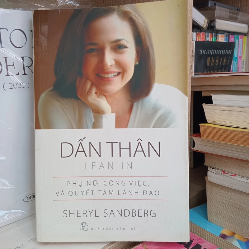 Dấn Thân (Lean in) 📚 501345