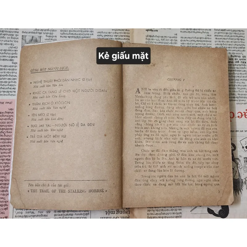 Kẻ giấu mặt - tiểu thuyết của Matthews Adam 716901