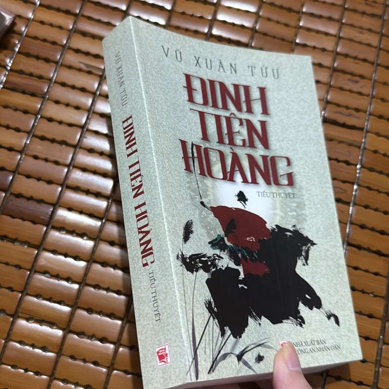 Đinh Tiên Hoàng - Vũ Xuân Tửu 522244