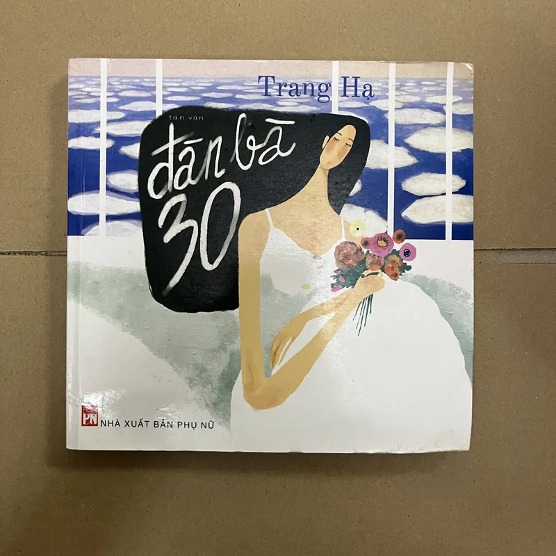 Đàn bà 30.   569627