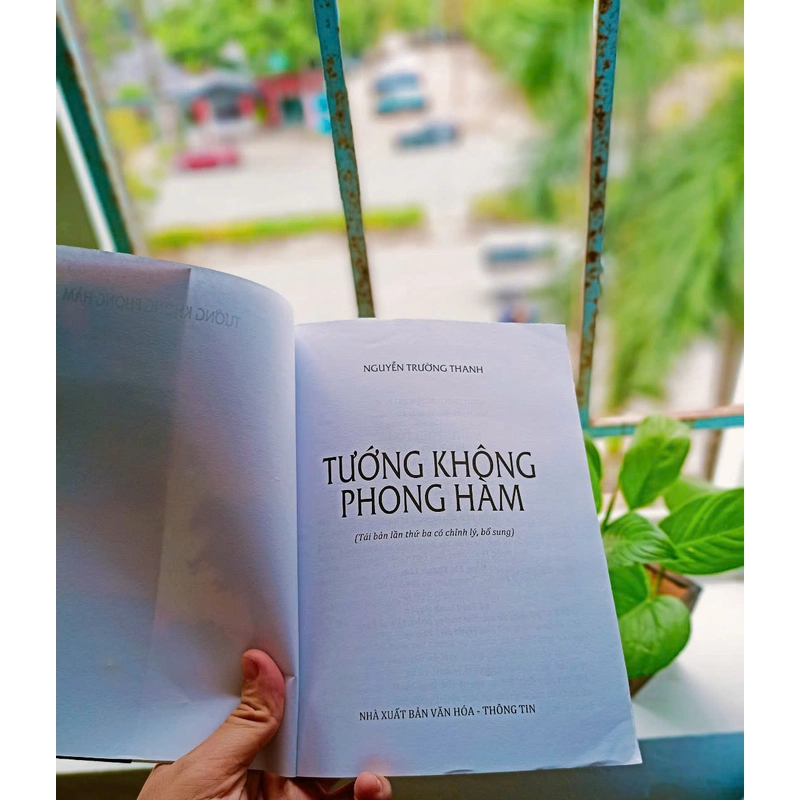 Tướng Không Phong Hàm | Tác giả Nguyễn Trường Thanh | Sách còn mới 90% - Freeship 384726