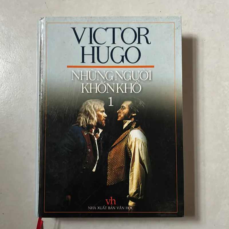 Victor Hugo - Những người khốn khổ Tập 1 - 2006s 697833