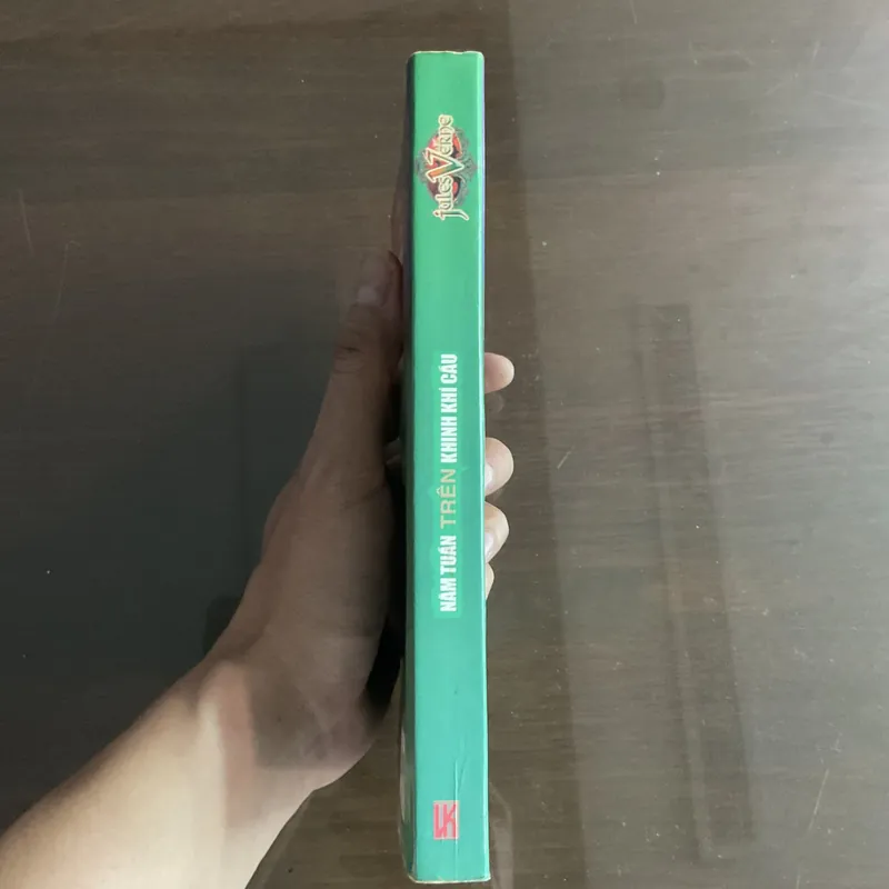 [PHIÊU LƯU] Năm tuần trên khinh khí cầu - Jules Verne 717029