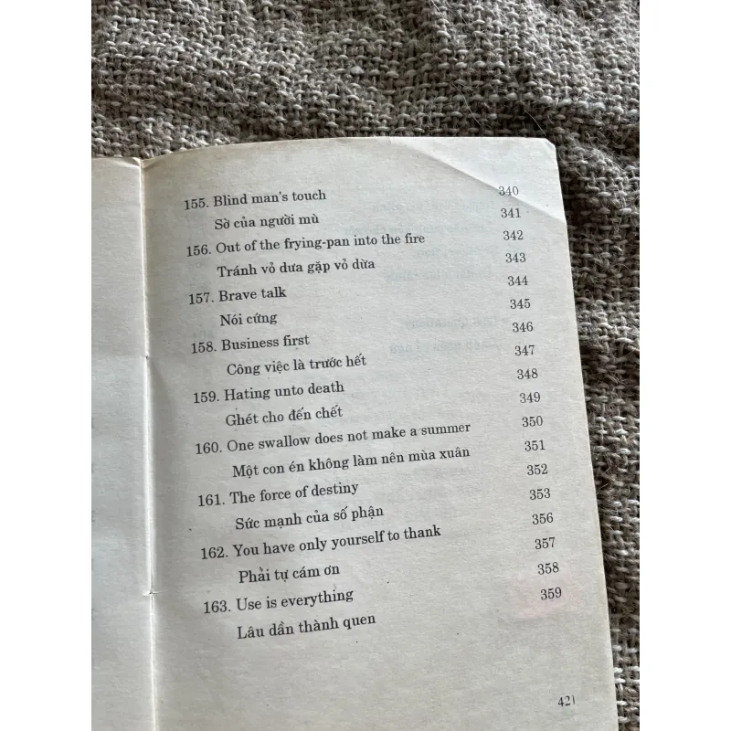 Ngụ ngôn Easop (Ê dôp) và danh ngôn cổ ngữ - song ngữ Anh Việt  1004102