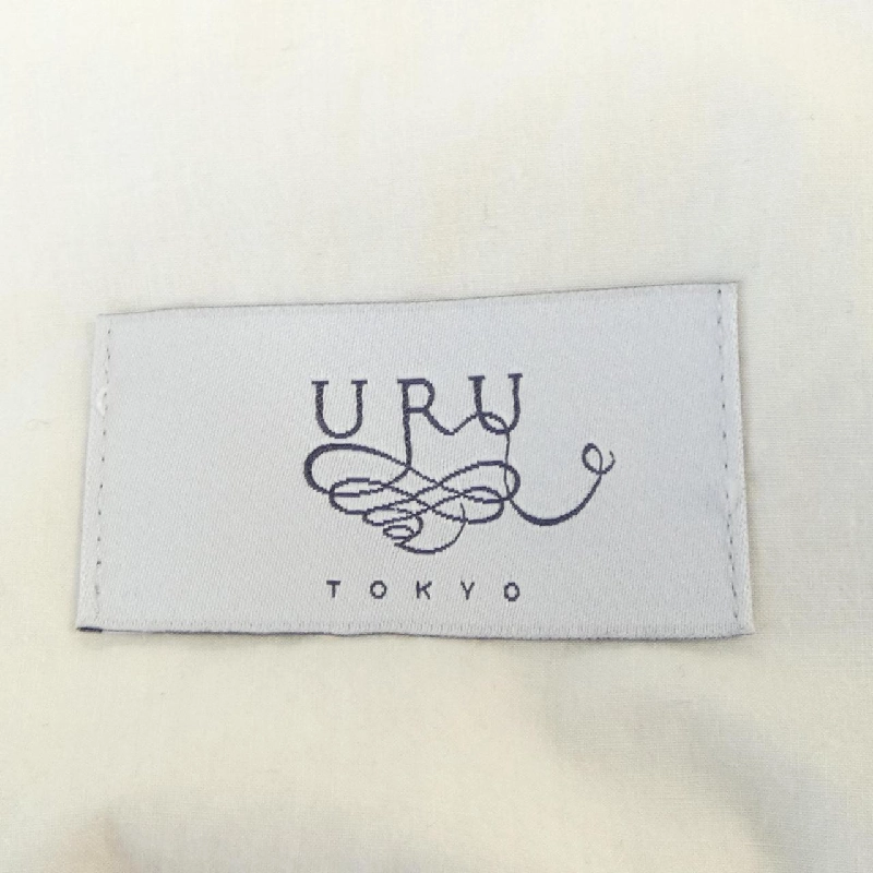 Áo khoác URU - Hàng hiệu Authentic 891091