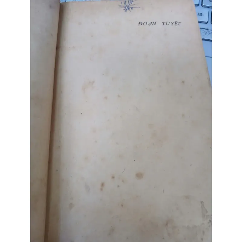 ĐOẠN TUYỆT - NHẤT LINH 936536