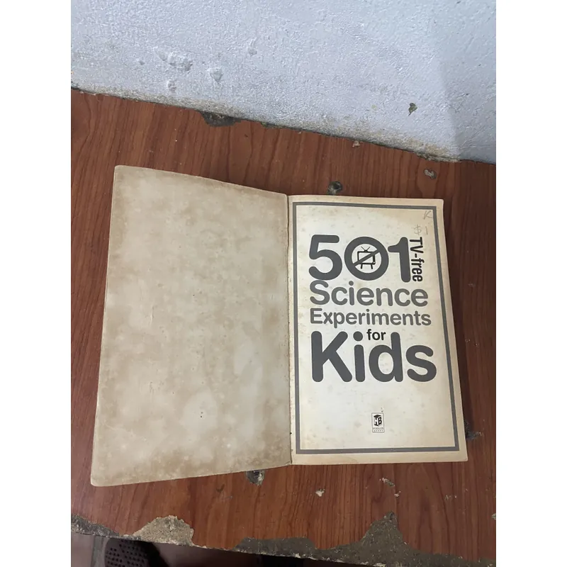 501 SCIENCE EXPERIMENTS FOR KIDS 734957