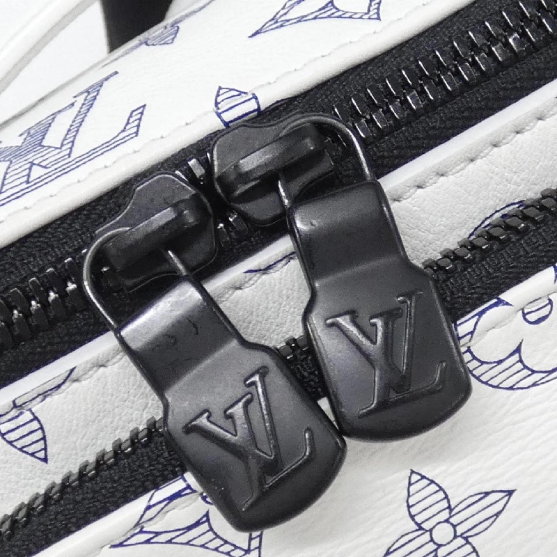 Túi đeo chéo Louis Vuitton Monogram Shadow Rush M25227 608573