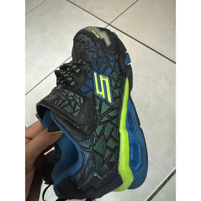 GIÀY SNEAKER THƯƠNG HIỆU SKECHERS CHO BÉ TRAI 3-4T 654117